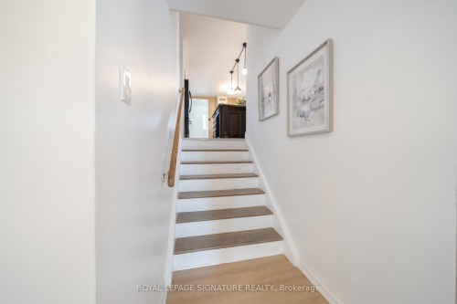 2002 Ingledale Road, Mississauga, ON - Indoor Photo Showing Other Room