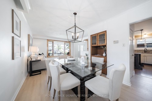 2002 Ingledale Road, Mississauga, ON - Indoor Photo Showing Dining Room