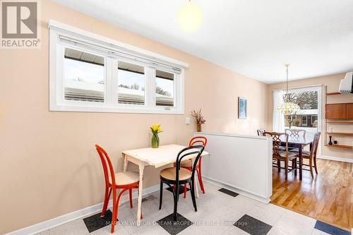 2422 Magnus Avenue, Ottawa, ON - Indoor Photo Showing Dining Room