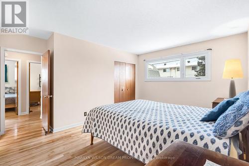 2422 Magnus Avenue, Ottawa, ON - Indoor Photo Showing Bedroom