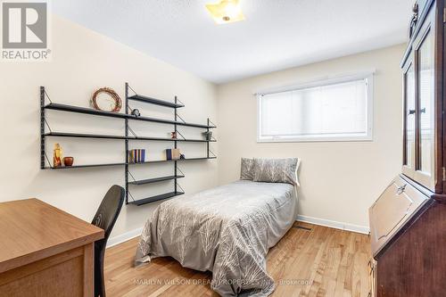 2422 Magnus Avenue, Ottawa, ON - Indoor