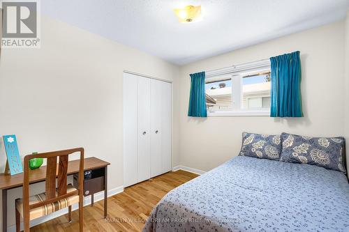 2422 Magnus Avenue, Ottawa, ON - Indoor Photo Showing Bedroom