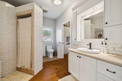 Master Bathroom - 