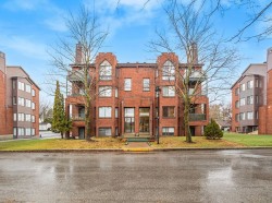 2-170 Av. du Manoir Montréal (L'Île-Bizard/Sainte-Geneviève), QC H9C 2R4