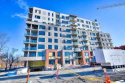 203-425 Boul. des Anciens-Combattants  Sainte-Anne-De-Bellevue, QC H9X 0B9