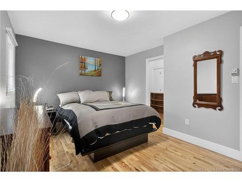 78 Mathilde St, Dieppe, NB 