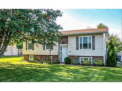 16 Doherty ST  New Maryland, NB E3C 1C3