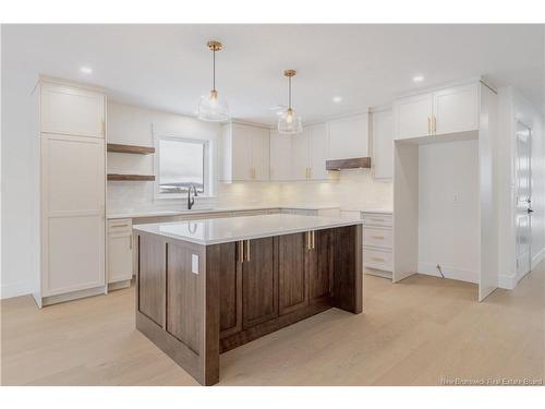 242 Gilridge Dr, Douglas, NB 