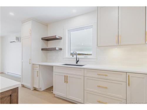 242 Gilridge Dr, Douglas, NB 