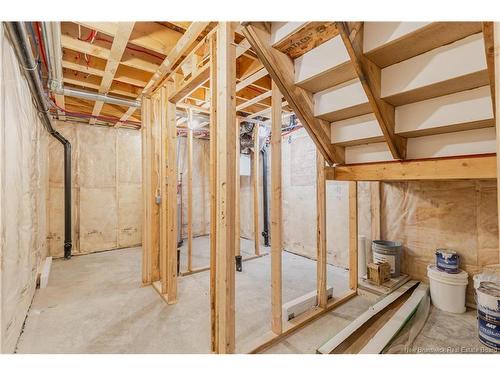 242 Gilridge Dr, Douglas, NB 