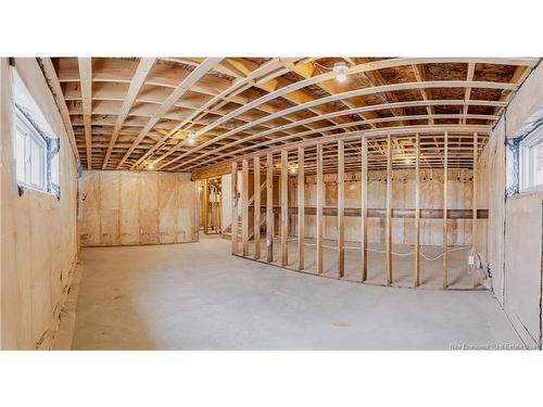 242 Gilridge Dr, Douglas, NB 