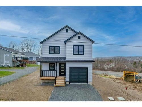 242 Gilridge Dr, Douglas, NB 