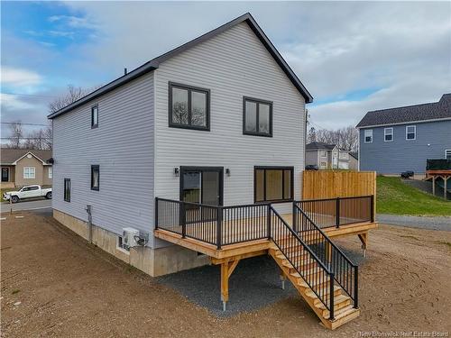 242 Gilridge Dr, Douglas, NB 