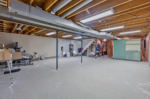 Basement - 187 Av. Centennial, Beaconsfield, QC - Indoor Photo Showing Basement