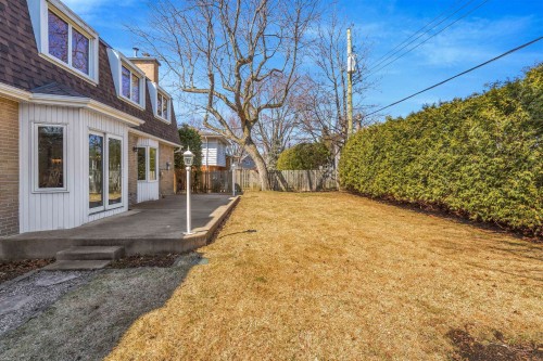 Courtyard - 187 Av. Centennial, Beaconsfield, QC - Outdoor