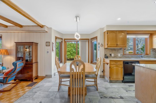 Dinette - 187 Av. Centennial, Beaconsfield, QC - Indoor