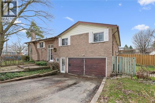 3 INADALE Court  Kitchener, ON N2M 2Z7