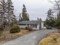 104 Orchard Drive Middle Sackville, NS B4E 3B3