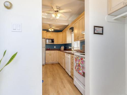 18 Devon Crescent, Halifax, NS 