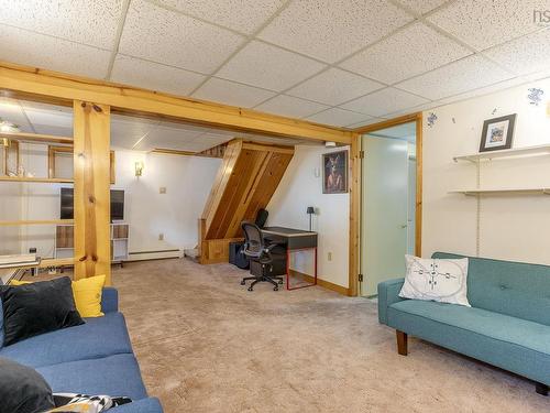 18 Devon Crescent, Halifax, NS 