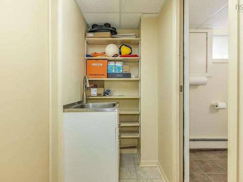 18 Devon Crescent, Halifax, NS 