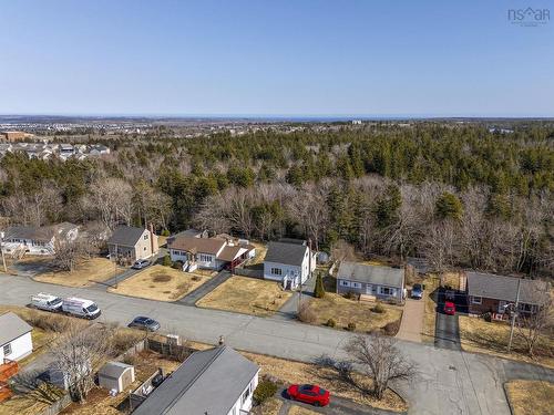 18 Devon Crescent, Halifax, NS 