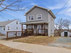 78 Joffre Street  Dartmouth, NS B2Y 3C9