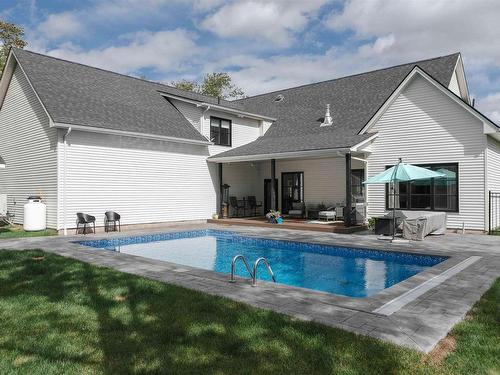 48 Heatherton Crescent, Fall River, NS 