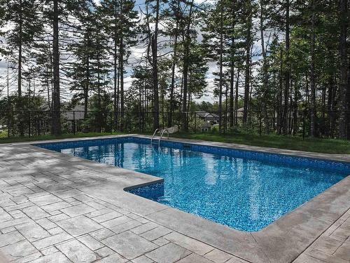 48 Heatherton Crescent, Fall River, NS 