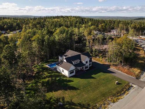 48 Heatherton Crescent, Fall River, NS 