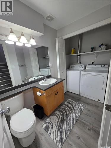 36 103 Banyan Crescent, Saskatoon, SK - Indoor Photo Showing Laundry Room