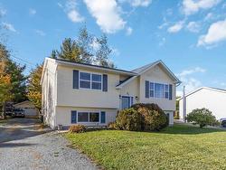 45 Grove Avenue  Beaver Bank, NS B4G 1B7