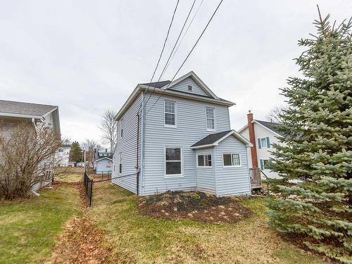 14 Allison Avenue, Amherst, NS 