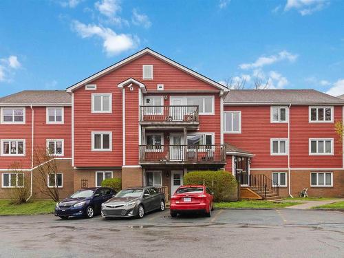 303 30 Attenborough Court  Halifax, NS B3M 3V7