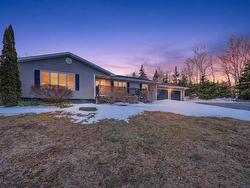 4155 East Bay Highway East Bay, NS B1J 1M9