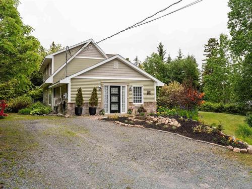 9 Adams Drive, Hackett'S Cove, NS 