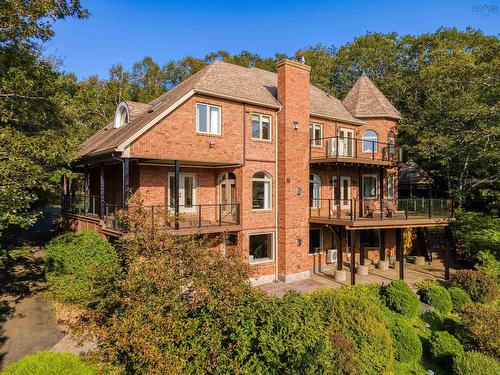 22 Nottingham Lane, Fall River, NS 