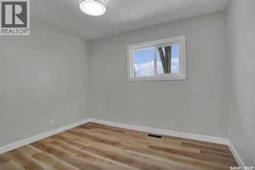 1017 Mcmillan Avenue, Saskatoon, SK - Indoor Photo Showing Other Room