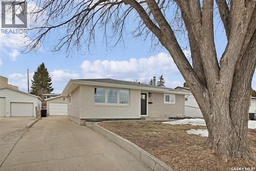 1017 Mcmillan Avenue, Saskatoon, SK - Outdoor