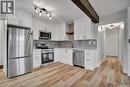 1017 Mcmillan Avenue, Saskatoon, SK  - Indoor Photo Showing Kitchen With Stainless Steel Kitchen With Upgraded Kitchen 