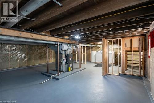 621 Rosseau Road, Hamilton, ON - Indoor Photo Showing Basement