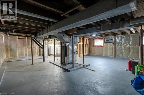 621 Rosseau Road, Hamilton, ON - Indoor Photo Showing Basement
