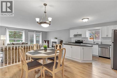 6 Gowinlock Court, Cambridge, ON - Indoor Photo Showing Dining Room