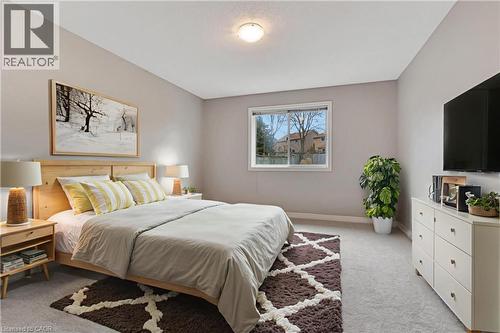 6 Gowinlock Court, Cambridge, ON - Indoor Photo Showing Bedroom