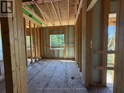 Primary/master bedroom - 