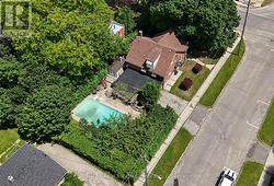 285 ALBERT STREET W  Waterloo, ON N2L 3T9