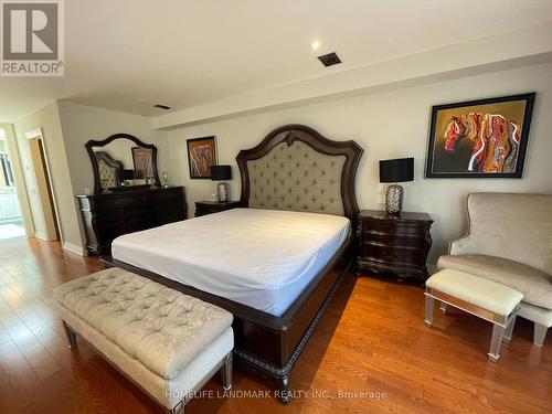 35 Gardiner Road E, Toronto, ON - Indoor Photo Showing Bedroom