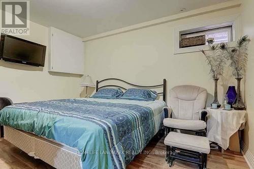 35 Gardiner Road E, Toronto, ON - Indoor Photo Showing Bedroom