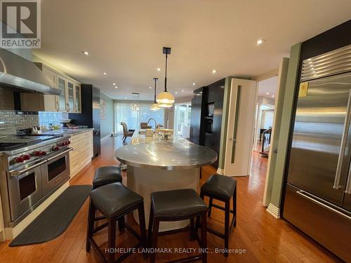 35 Gardiner Road E, Toronto, ON - Indoor