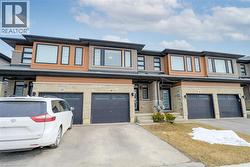 10 JUNE CALLWOOD Way Brantford, ON N3T 0T7
